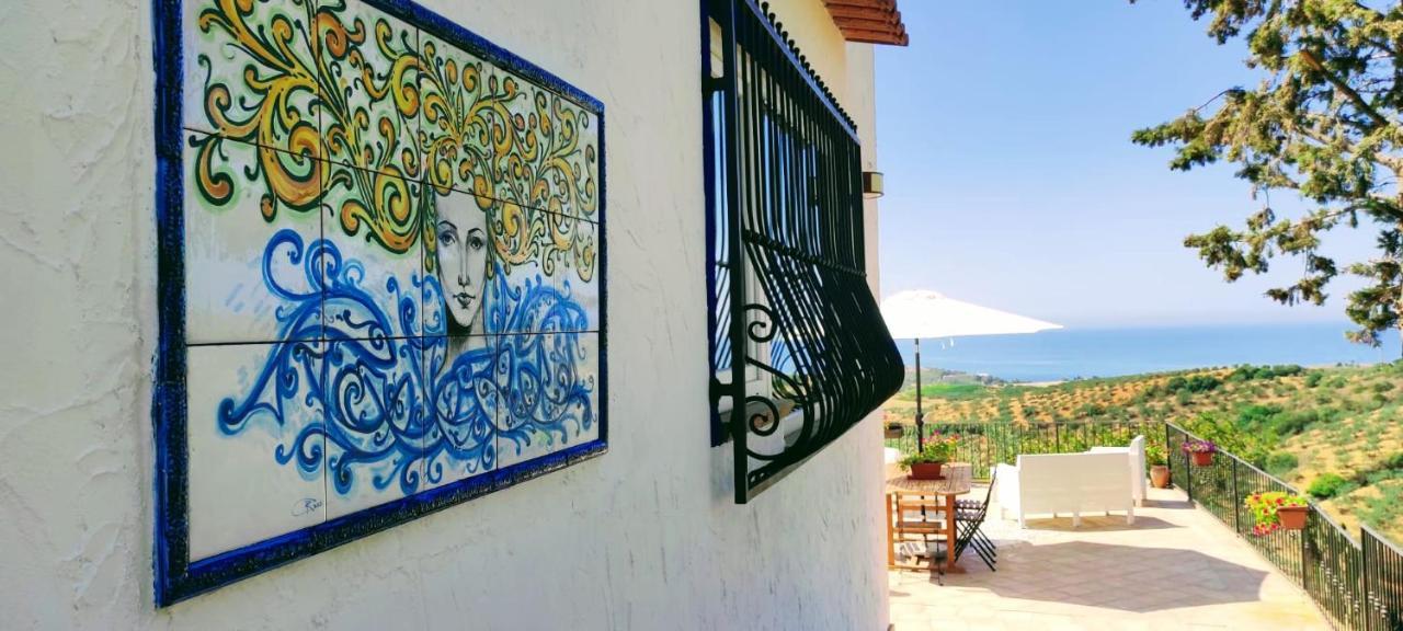 Villa Immersa In Oliveto Vista Mare Sciacca Luaran gambar