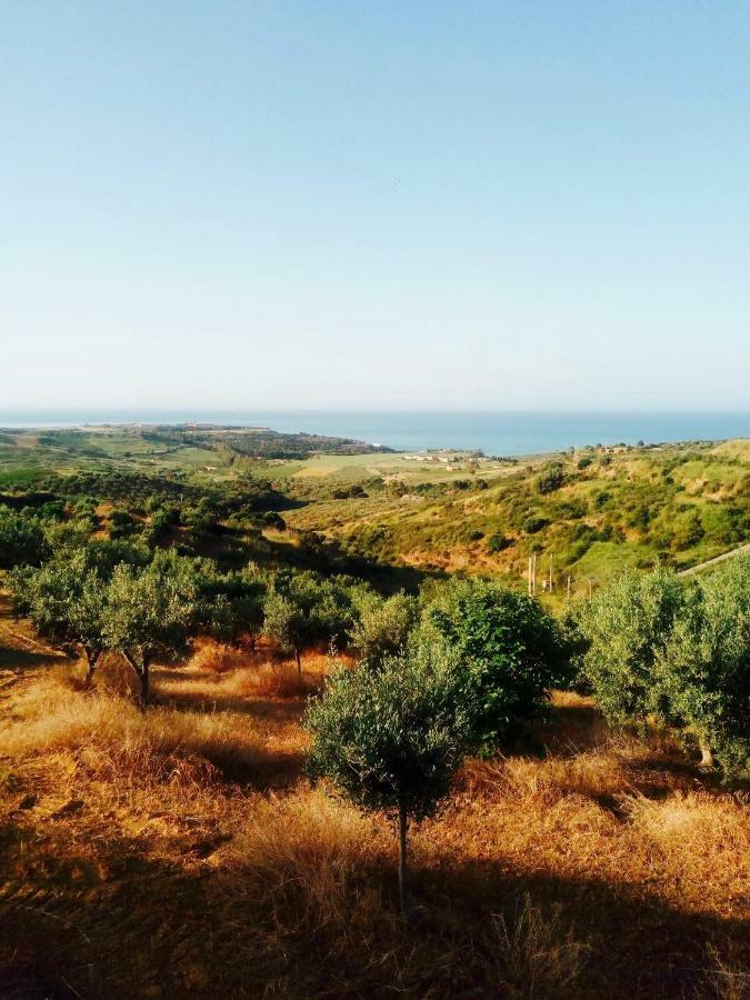 Villa Immersa In Oliveto Vista Mare Sciacca Luaran gambar