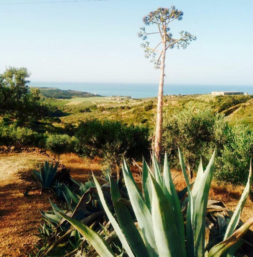Villa Immersa In Oliveto Vista Mare Sciacca Luaran gambar